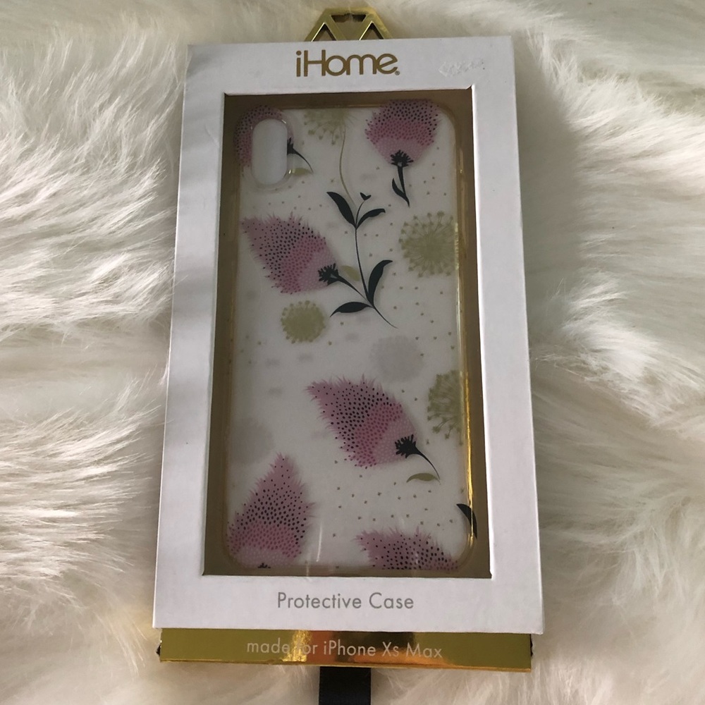 NWT IPHONE XS MAX CASE